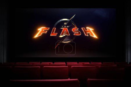Téléchargez les photos : Le film Flash au cinéma. Regarder un film au cinéma. Astana, Kazakhstan - 15 mai 2023. - en image libre de droit