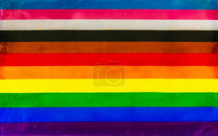 Téléchargez les photos : Drapeau de fierté LGBTQ + avec effet usé - en image libre de droit
