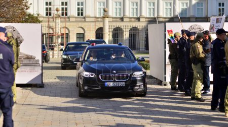 Foto de Varsovia, Polonia. 24 octubre 2023. El primer ministro polaco Mateusz Morawiecki abandona el Palacio Presidencial. - Imagen libre de derechos
