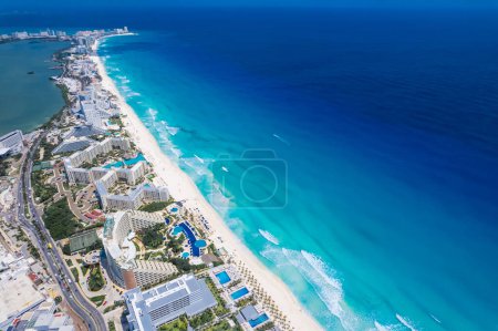 Drone view of Cancún Hotel Zone, México