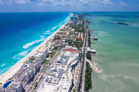 Drone view of Cancún Hotel Zone, México