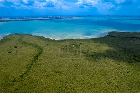 Foto de Art Garden vista aérea en Cancún Zona Hotelera - Imagen libre de derechos