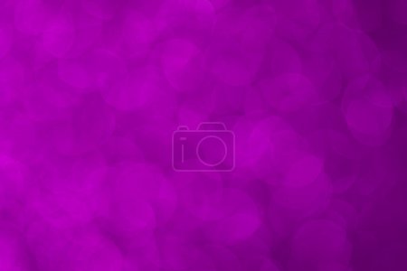 Foto de Fondo brillante, textura brillante llena de reflejos y oropel en color violeta. - Imagen libre de derechos