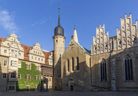 Téléchargez les photos : Cour intérieure du château Renaissance de Merseburg, Allemagne - en image libre de droit