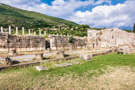 Photo for Ruins of the ancient Greek city of Messenia, Peloponnese, Greece. Ancient Messini was founded in 371 BC after the Theban general Epaminondas defeated Sparta at the Battle of Leuctra, freeing the Messinians from almost 350 years of Spartan rule. - Royalty Free Image