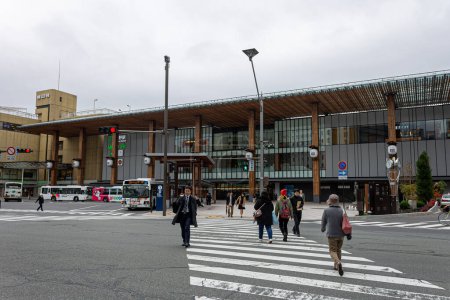 Téléchargez les photos : Nagano, Japon. Gare principale vue de l'extérieur - en image libre de droit
