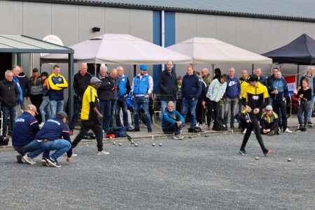 Foto de Campeonato de Holanda Petanque Doubletten en los terrenos de JBC Nieuwerkerk aan den IJssel - Imagen libre de derechos