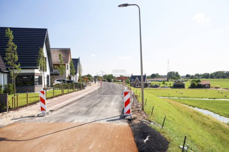 Téléchargez les photos : Nieuwbouw in het buurtschap Ver Hitland in Nieuwerkerk aan den IJssel Pays-Bas - en image libre de droit