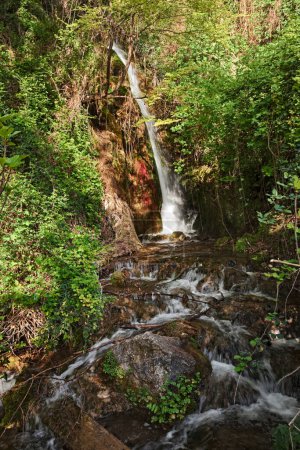 Menotre Wasserfälle in der Nähe des Dorfes Pale, Foligno, Perugia, Umbrien, Italien