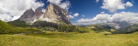 Foto de Panorama de Passo Sella, Tirol del Sur, Italia. - Imagen libre de derechos