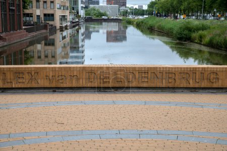 Foto de Bridge Sign Lex Van Deldenbrug en Ámsterdam Países Bajos 11-7-2022 - Imagen libre de derechos