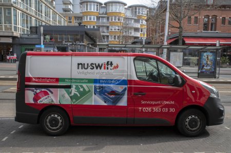 Foto de Nu Swift Company Van At Amsterdam Holanda 30-3-2022 - Imagen libre de derechos