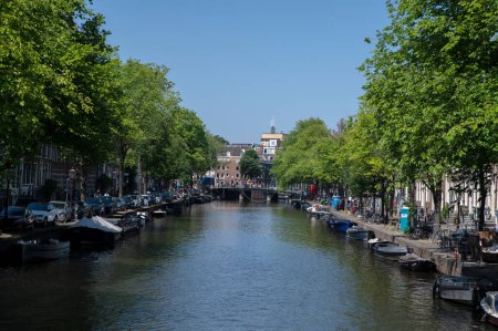 Téléchargez les photos : Vue du pont Walenweeshuissluis à Amsterdam Pays-Bas 23-6-2022 - en image libre de droit