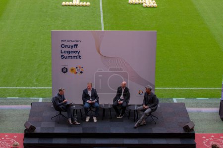Foto de La cumbre del legado de Johan Cruijff en la arena de Johan Cruijff en Ámsterdam 21-9-2022 - Imagen libre de derechos
