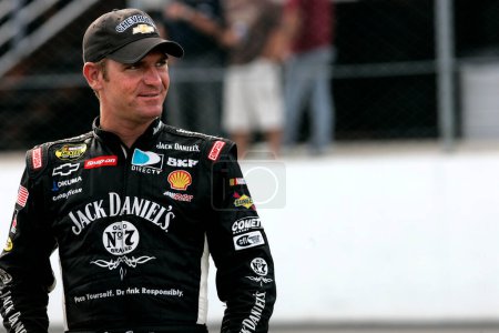 Foto de September 15, 2007 - Loudon, NH, USA: Clint Bowyer wins the pole for the Sylvania 300 at the New Hampshire International Speedway in Loudon, NH. - Imagen libre de derechos