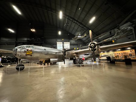 Foto de 24 de mayo de 2023-Dayton, OH: La Super Fortaleza B29, Bockscar, aeronave en exhibición en el Museo Nacional de la Fuerza Aérea de los Estados Unidos - Imagen libre de derechos
