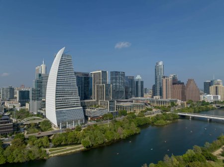 Die Stadt Austin ist die Hauptstadt des US-Bundesstaates Texas und Sitz des Travis County. Es ist die elftbevölkerungsreichste Stadt der Vereinigten Staaten.