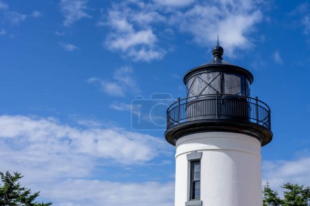 Téléchargez les photos : 06 sept. 2023-Coupeville, WA : Le phare de l'Amirauté est une aide à la navigation désactivée située sur l'île Whidbey près de Coupeville, Washington, sur le terrain du Fort Casey State Park. - en image libre de droit