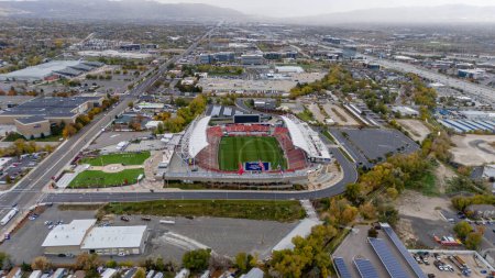 Foto de Vista aérea de America First Field, hogar del Real Salt Lake y del Club de la Liga Nacional de Fútbol Femenino Utah Royals FC. - Imagen libre de derechos