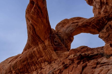 Foto de Las fascinantes formaciones rocosas de Utah capturan las impresionantes maravillas geológicas. - Imagen libre de derechos