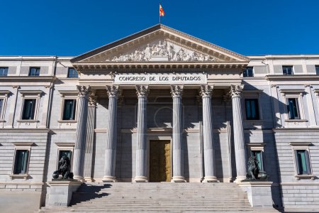 Téléchargez les photos : Le Congrès des députés : Chambre basse du parlement espagnol, avec 350 membres élus au scrutin proportionnel. - en image libre de droit