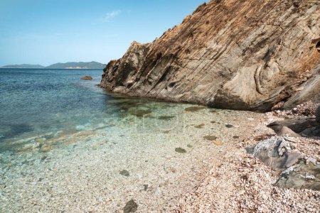 Téléchargez les photos : Superbe plage sauvage de Cala Goloritze, Baunei, Sardaigne, Italie - en image libre de droit
