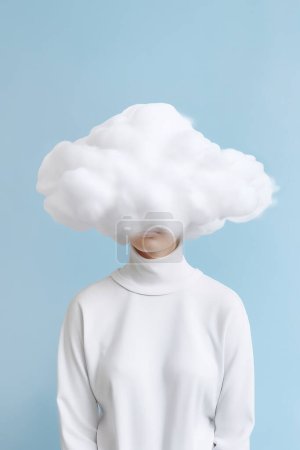 Foto de Tecnología conceptual de redes en la nube bodegón con una nube abstracta que cubre la cabeza del ser humano sobre un fondo coloreado. - Imagen libre de derechos