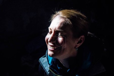 Téléchargez les photos : Ukraine, Kherson - 19 octobre 2022 Lenka Klicperova, cette journaliste et photographe exceptionnelle couvre la guerre en Ukraine, Ses photos de haute qualité sont une référence dans le monde du photojournalisme - en image libre de droit