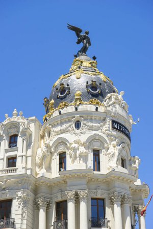 Photo for Madrid's Artistic Majesty: The Metropolis Building's Elegance - Royalty Free Image