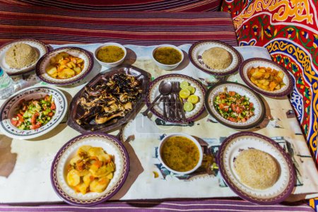 Téléchargez les photos : Various dishes for dinner in Egypt - en image libre de droit
