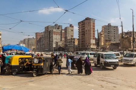 Téléchargez les photos : ALEXANDRIA, EGYPT - FEBRUARY 2, 2019: View of a street in Alexandria, Egypt - en image libre de droit