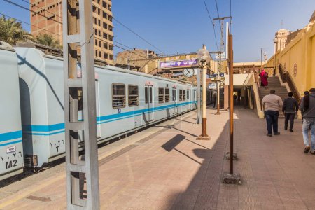 Foto de CAIRO, EGYPT - JANUARY 28, 2019: Mar Girgis metro station in Cairo, Egypt - Imagen libre de derechos
