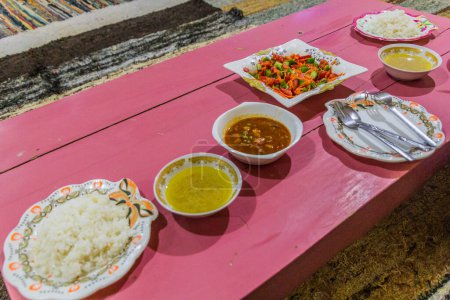 Foto de Dinner in Egypt - rice, salad and stews - Imagen libre de derechos