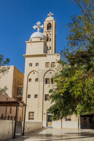 Téléchargez les photos : Eglise à Saint Pishoy (Bishoi) monastère à Wadi El Natrun, Egypte - en image libre de droit