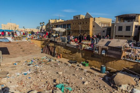 Téléchargez les photos : ALEXANDRIA, EGYPT - FEBRUARY 2, 2019: View of a coastal market in Alexandria, Egypt - en image libre de droit