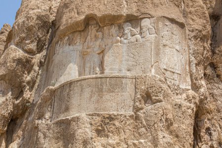 Foto de Grandee relief of Bahram II in Naqsh-e Rostam, Iran - Imagen libre de derechos