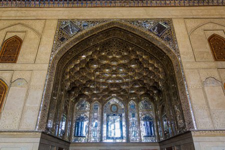 Foto de Portal (Iwan) of  Chehel Sotoon Palace in Isfahan, Iran - Imagen libre de derechos