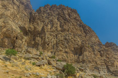 Foto de Rock carvings area of Bisotun, Iran - Imagen libre de derechos