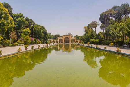 Foto de Gate of  Chehel Sotoon Palace in Isfahan, Iran - Imagen libre de derechos