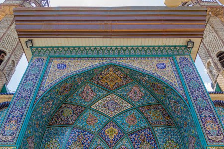 Téléchargez les photos : Détail d'une mosquée à Kermanshah, Iran - en image libre de droit