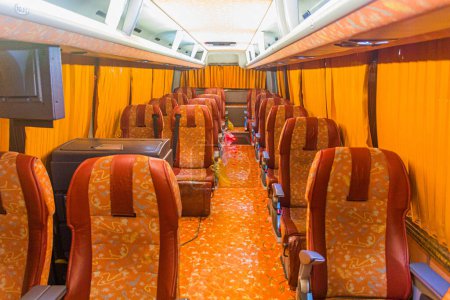 Foto de SHIRAZ, IRAN - JULY 8, 2019: Interior of long distance bus in Iran - Imagen libre de derechos