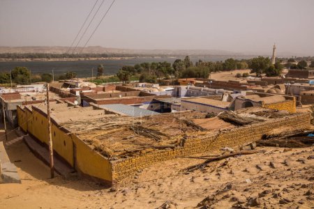 Téléchargez les photos : Nubian village near Aswan, Egypt - en image libre de droit