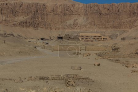 Téléchargez les photos : Temple de Hatchepsout sur la Cisjordanie de Louxor, Egypte - en image libre de droit