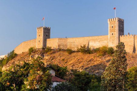 Foto de Murallas de fortificación de la fortaleza de Kale en Skopje, Macedonia del Norte - Imagen libre de derechos
