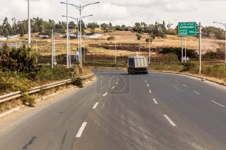 Foto de Vista de Addis AbabaAdama Expressway, Etiopía. - Imagen libre de derechos