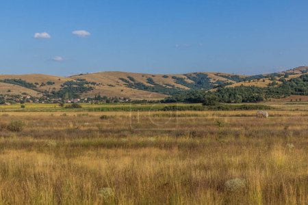 Téléchargez les photos : Paysage rural de Macédoine du Nord - en image libre de droit