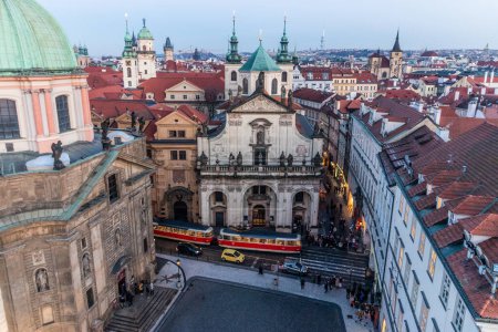 Téléchargez les photos : Églises François d'Assise et Saint-Sauveur à Prague, République tchèque - en image libre de droit