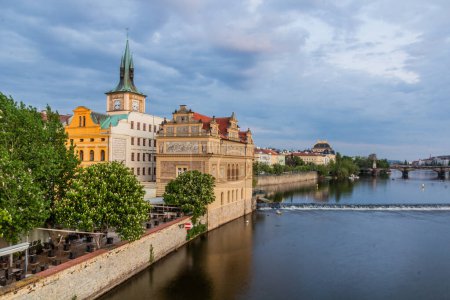 Téléchargez les photos : Bâtiments à Novotneho lavka à Prague, République tchèque - en image libre de droit
