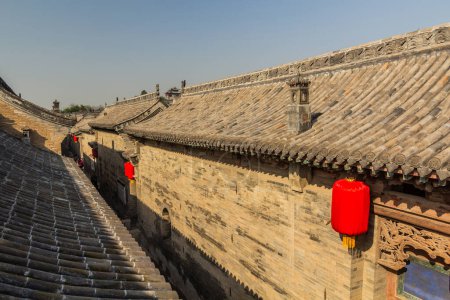 Téléchargez les photos : Bâtiments du château de Hongmen dans la cour familiale de Wang dans le comté de Lingshi, Chine - en image libre de droit