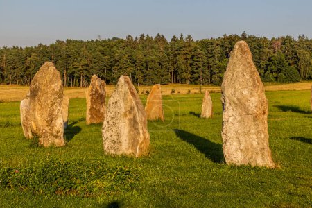 Téléchargez les photos : Czech Stonehenge in Holasovice village, République tchèque - en image libre de droit